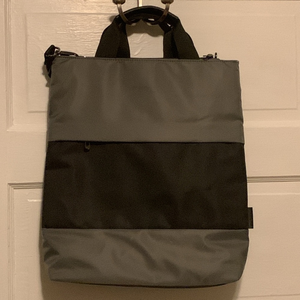 CIIU Mac Laptop Bag